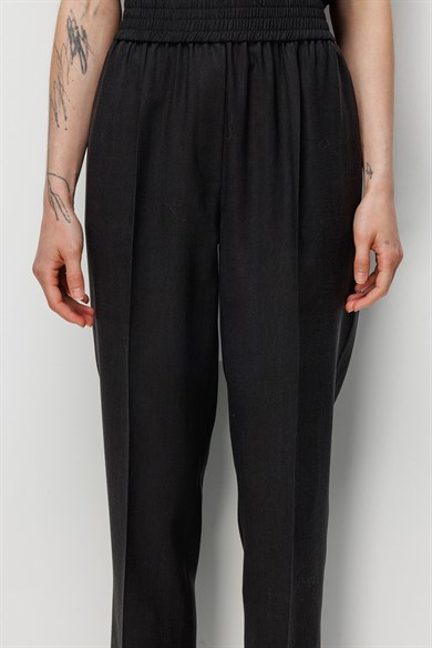 Elastan Kemerli Dar Paça Pantolon