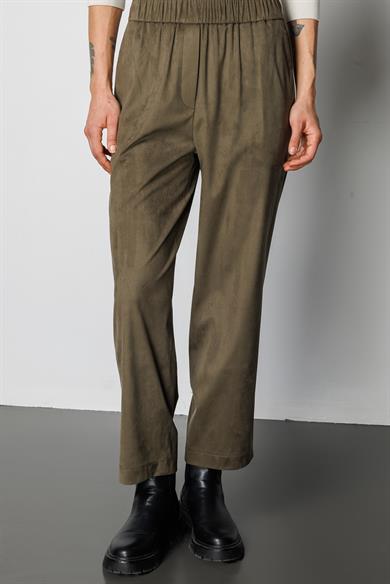 Elastan Kemerli Güderi Görünümlü Pantolon