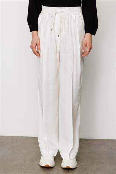 Elastan Kemerli Pileli Pantolon