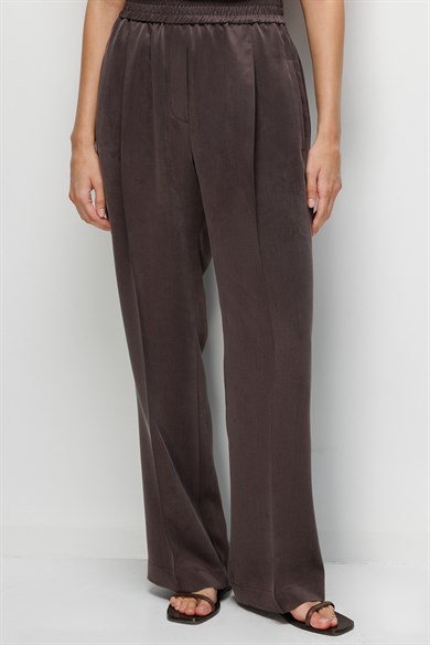 Elastan Kemerli Tek Pile Pantolon