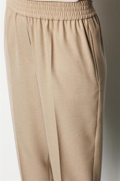 Elastan Kemerli Yırtmaçlı Pantolon