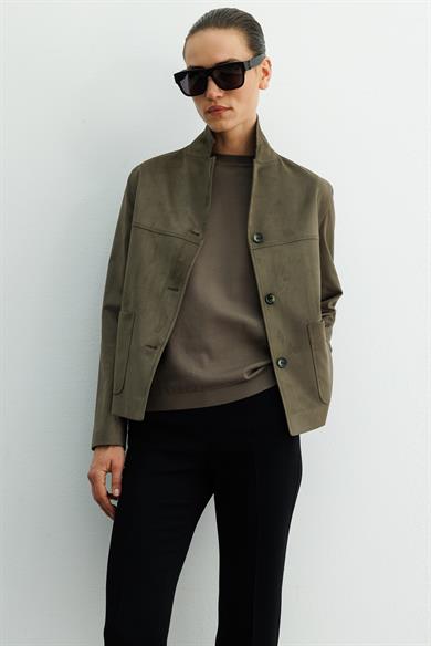 Güderi Görünümlü Dıştan Cepli Kısa Ceket