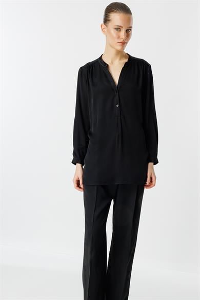 Hakim Yaka Yarım Patlı Bluz