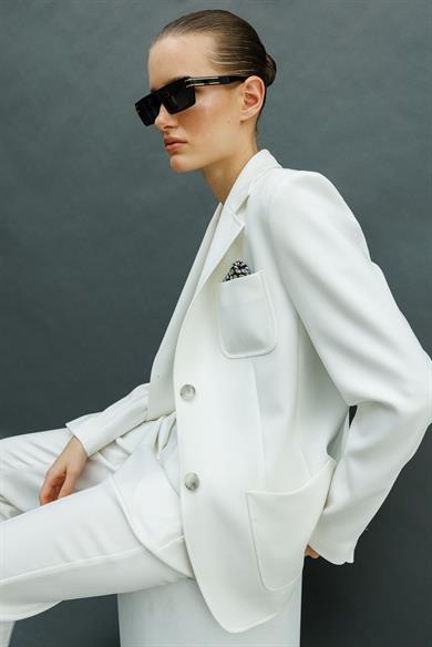 İki Düğme Dıştan Cepli Ceket