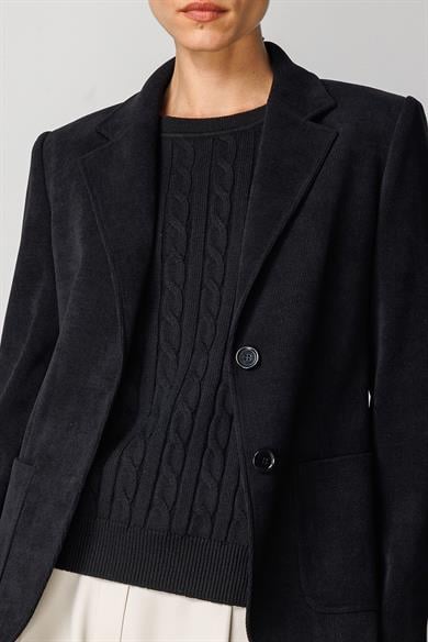 İki Düğme Kadife Ceket