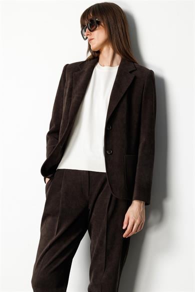 İki Düğme Kadife Ceket