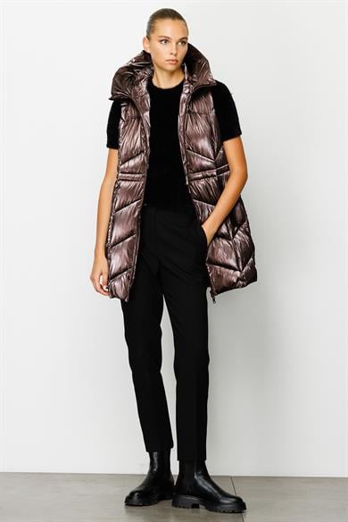 Kapüşonlu Kolsuz Anorak