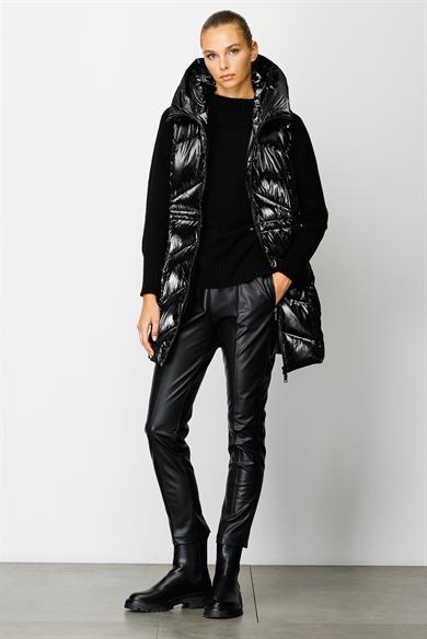 Kapüşonlu Kolsuz Anorak