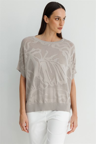 Kayık Yaka Jakarlı Triko