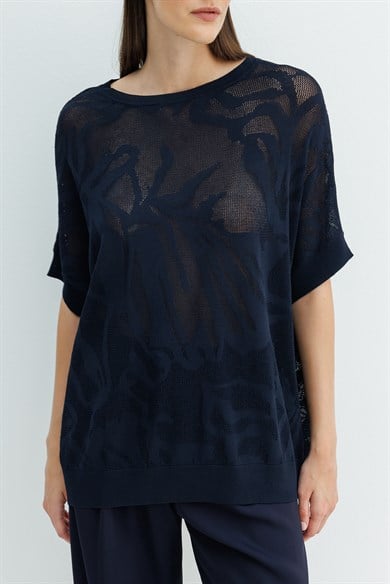 Kayık Yaka Jakarlı Triko