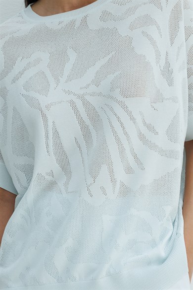 Kayık Yaka Jakarlı Triko