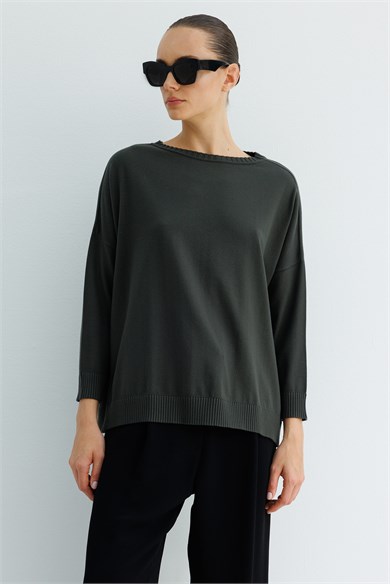 Kayık Yaka Oversize Triko