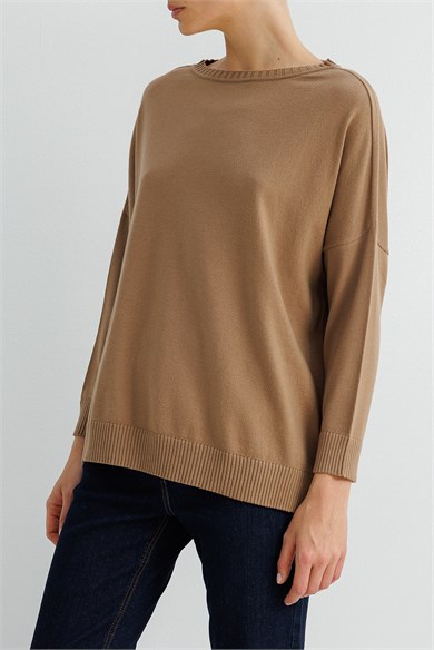 Kayık Yaka Oversize Triko