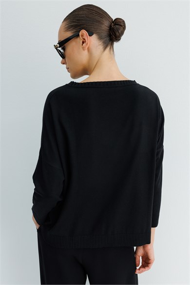 Kayık Yaka Oversize Triko