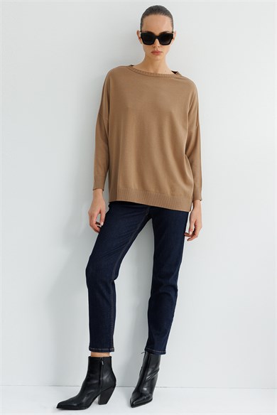 Kayık Yaka Oversize Triko