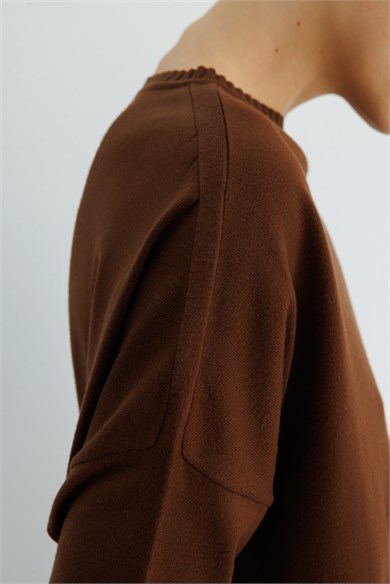 Kayık Yaka Oversize Triko