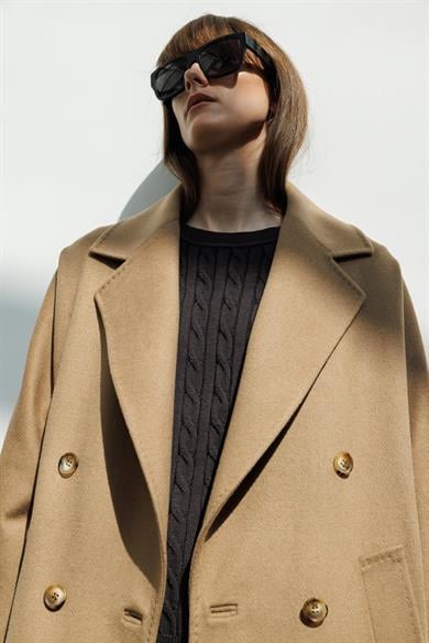 Kruvaze Uzun Kemerli Manto