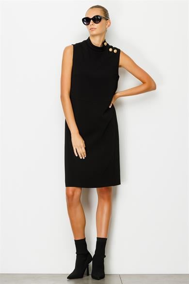 Metal Düğmeli Dik Yaka Kolsuz Elbise