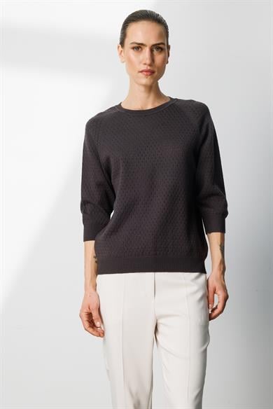 Nopeli O Yaka Truvakar Kol Triko