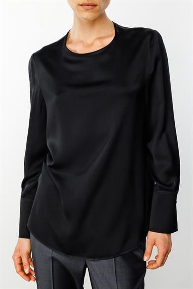 O Yaka Düğmeli Bluz