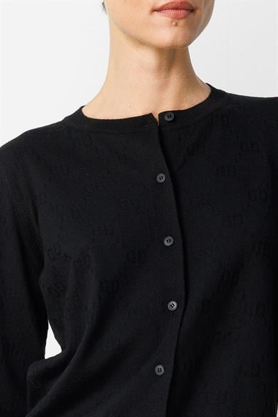 O Yaka Jakarlı Hırka