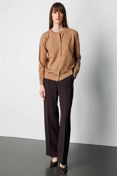 O Yaka Jakarlı Hırka