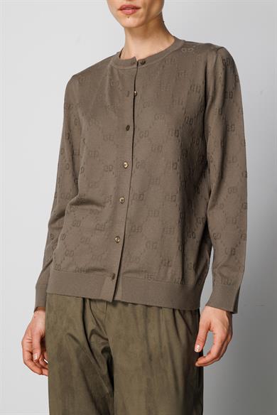 O Yaka Jakarlı Hırka