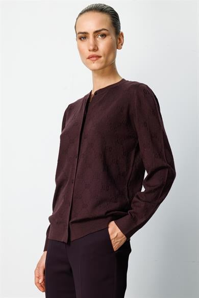 O Yaka Jakarlı Hırka