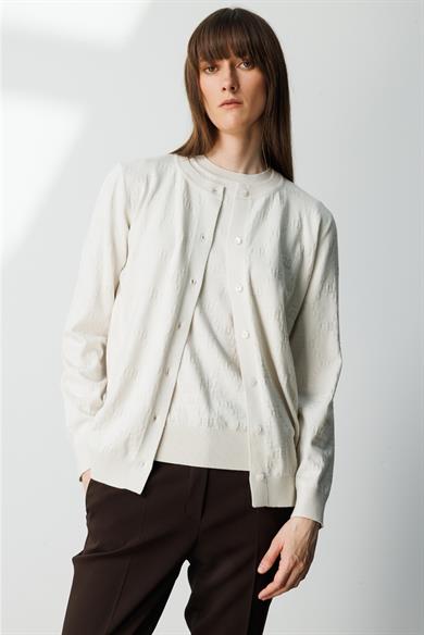 O Yaka Jakarlı Hırka