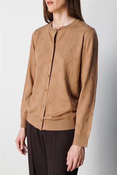 O Yaka Jakarlı Hırka