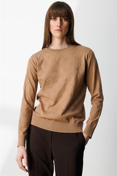 O Yaka Jakarlı Uzun Kol Triko