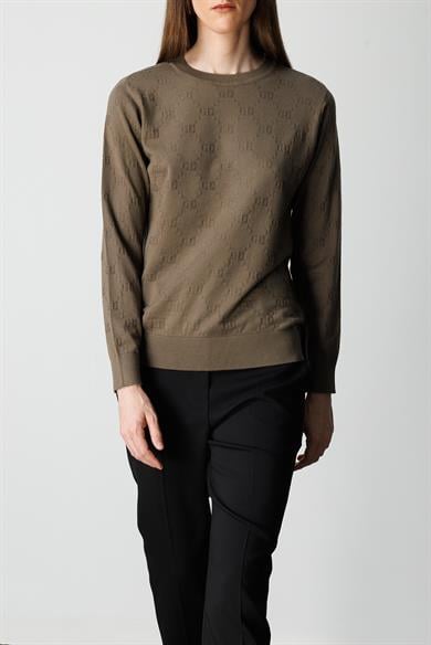 O Yaka Jakarlı Uzun Kol Triko