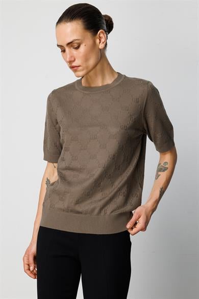 O Yaka Jakarlı Yarım Kol Triko