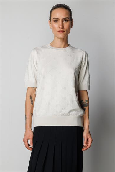 O Yaka Jakarlı Yarım Kol Triko