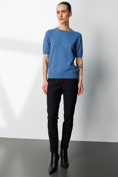 O Yaka Jakarlı Yarım Kol Triko