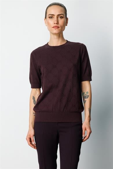 O Yaka Jakarlı Yarım Kol Triko