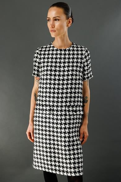 O Yaka Kazayağı Elbise