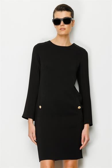 O Yaka Metal Düğmeli Elbise