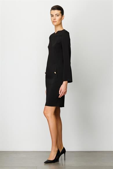 O Yaka Metal Düğmeli Elbise