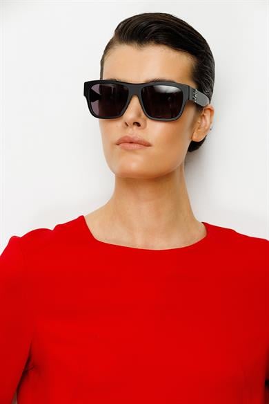 O Yaka Metal Düğmeli Elbise