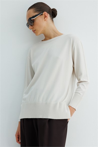 O Yaka Oversize Triko