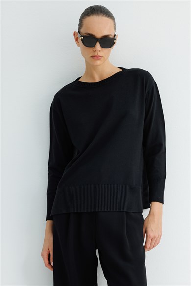 O Yaka Oversize Triko