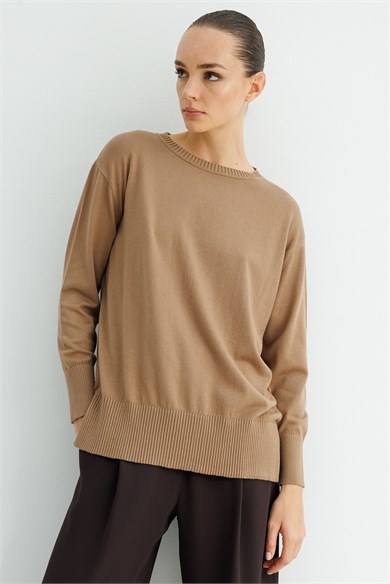 O Yaka Oversize Triko