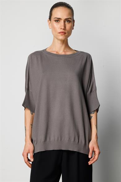 O Yaka Oversize Triko