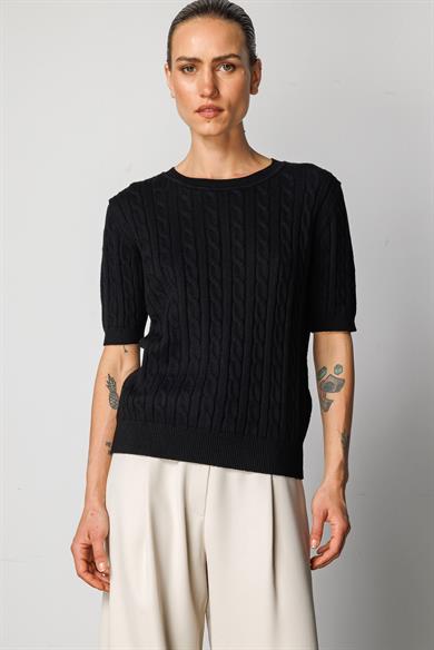 O Yaka Saç Örgü Yarım Kol Triko