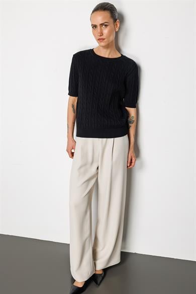 O Yaka Saç Örgü Yarım Kol Triko