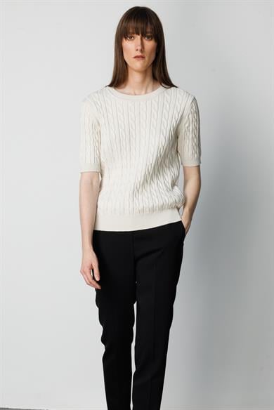 O Yaka Saç Örgü Yarım Kol Triko