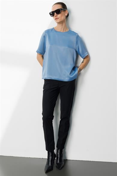 O Yaka Yarım Kol Bluz