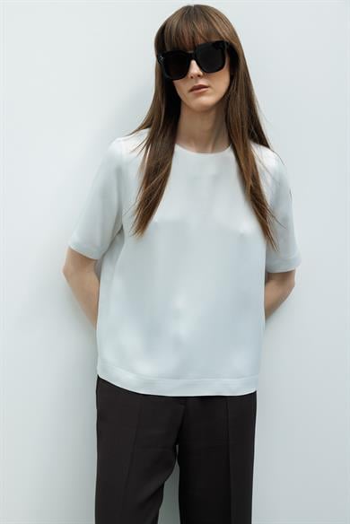 O Yaka Yarım Kol Bluz