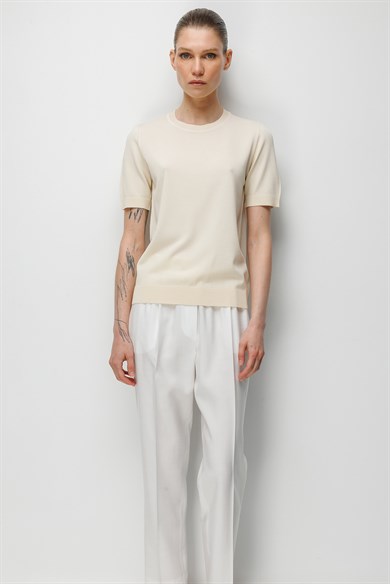 O Yaka Yarım Kol Triko